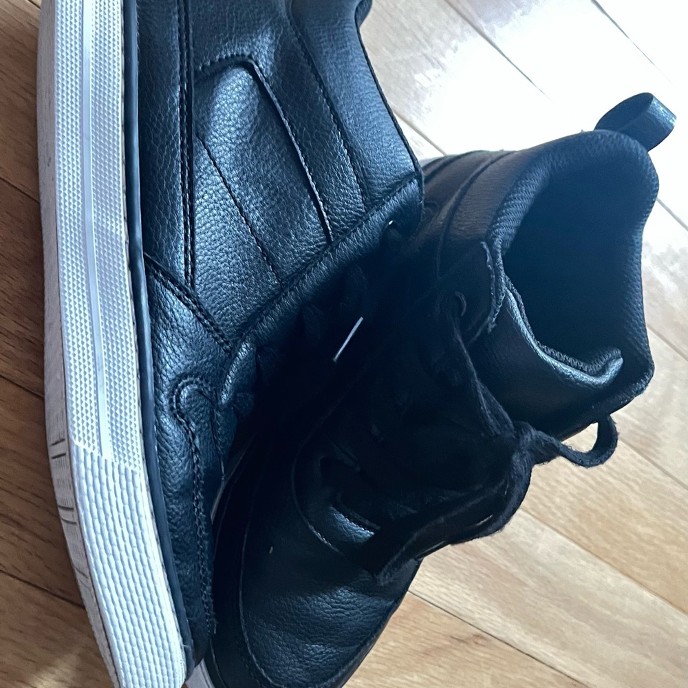 Boys high top black sneakers - size 3.